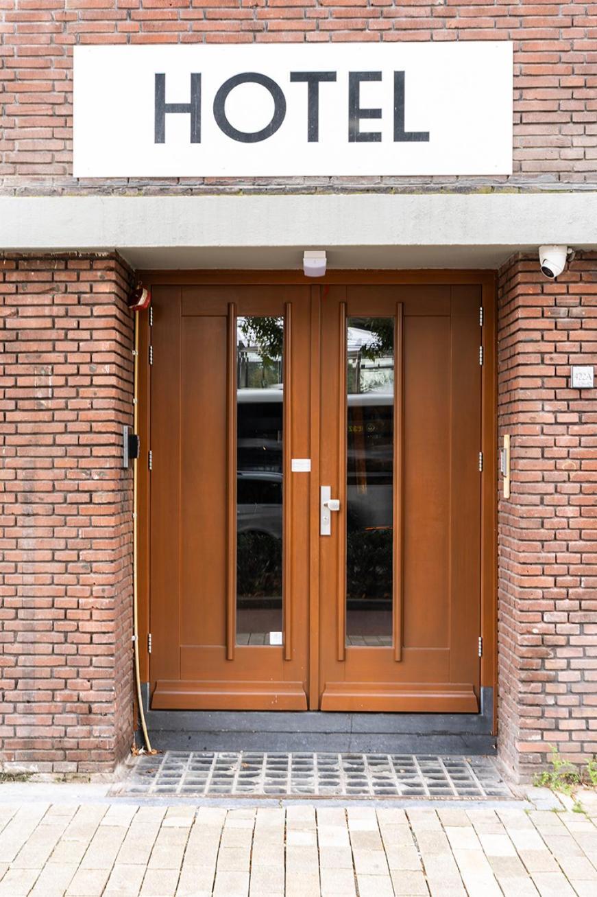 New Home, Kitchen & Bathroom Center * Tilburg
